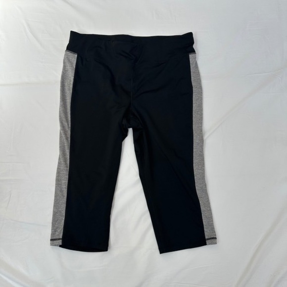 Ideology Womens 3X Black Gray Stripe Cropped Leggings Activewear Capri Pants